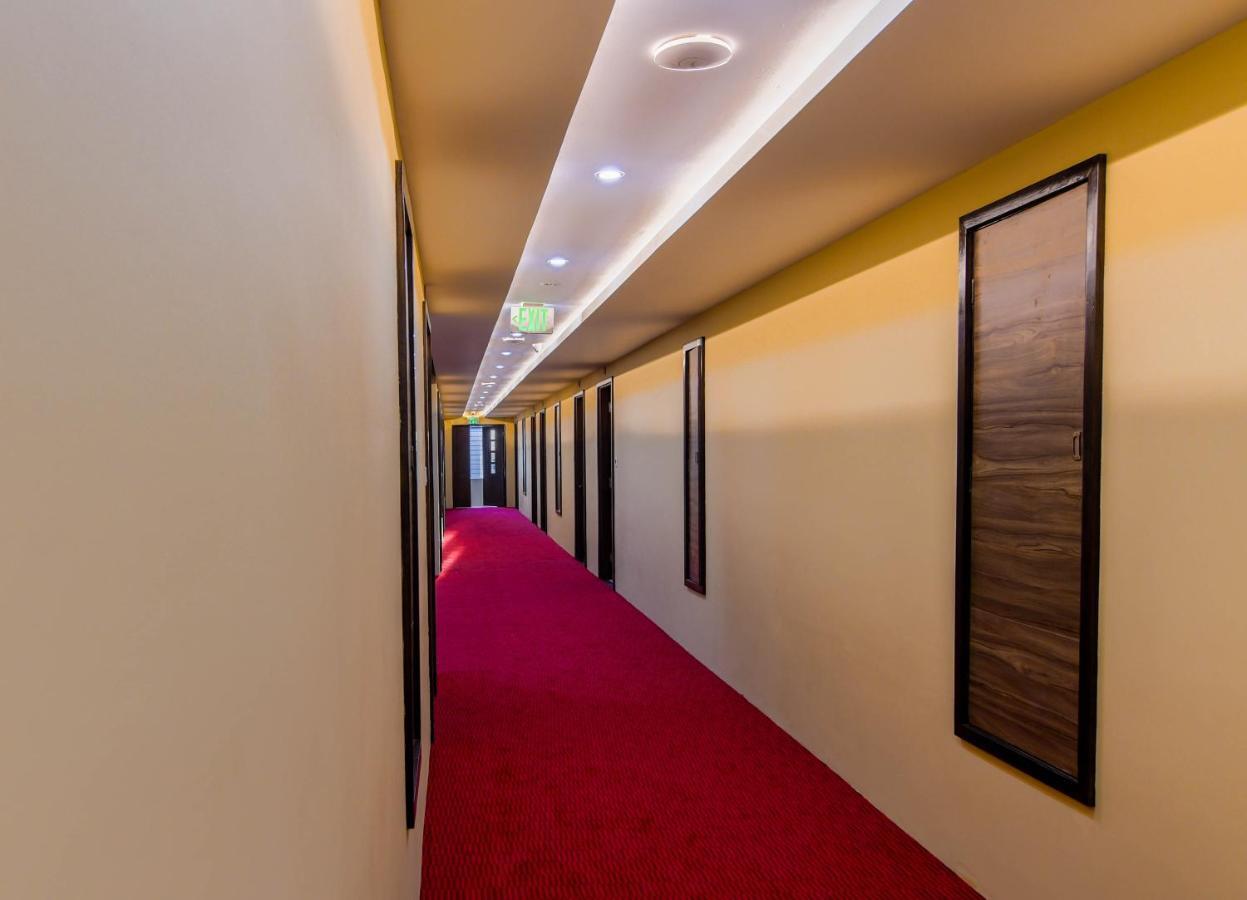 Hotel New Wave Mandalaj Zewnętrze zdjęcie